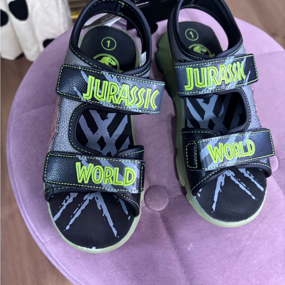 Jurassic World Light-up Kids Sandals